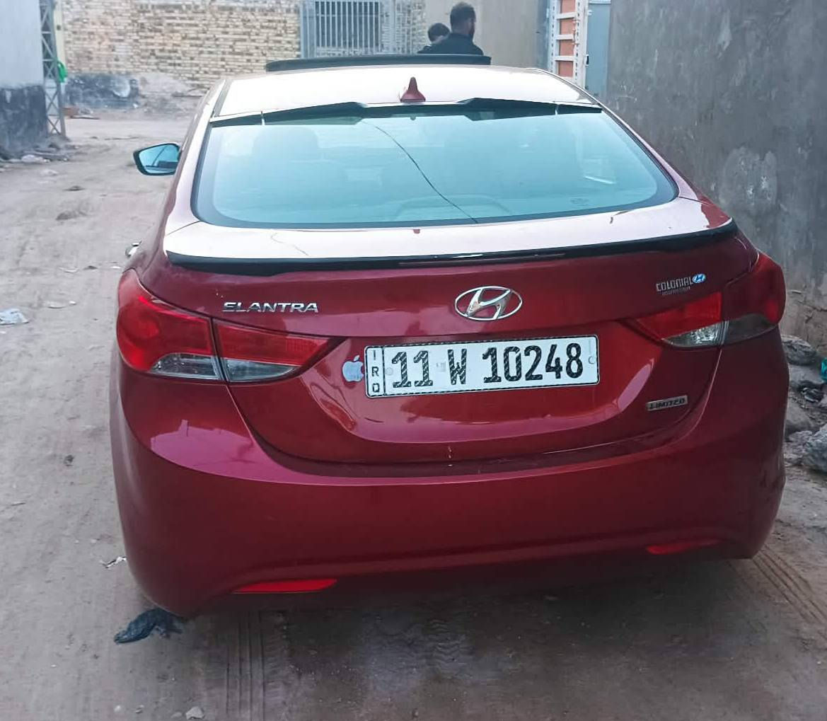 النترا موديل 2012 بصمه ومكينه وكير وتخم تاير مكفولات بيها 3 قطع صبغ سعرها/105 فول واحد على واحد وبيها مجال العنوان شارع 80 رقم بغداد سنويه 28  @‪0773 232 4860‬‏
