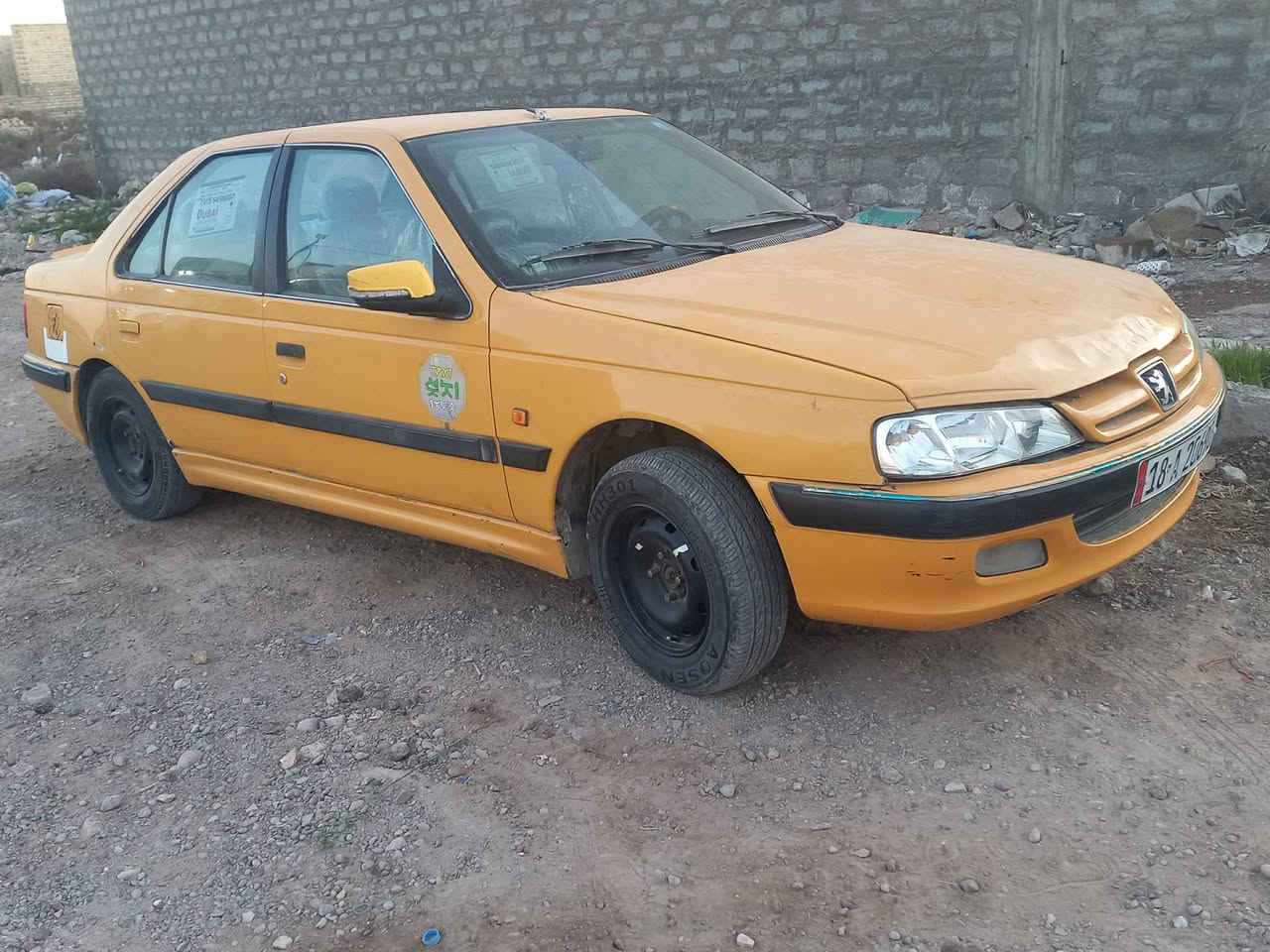 السلام عليكم سياره بيجو باص
نضيفه رقم بابل المكان بغداد تاجي رقم الهاتف 
***********
