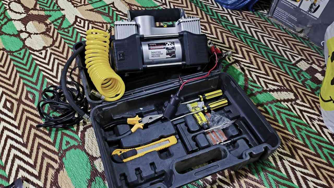 منفخ سياره جديد سعر 45 رغم الواتساب ***********
