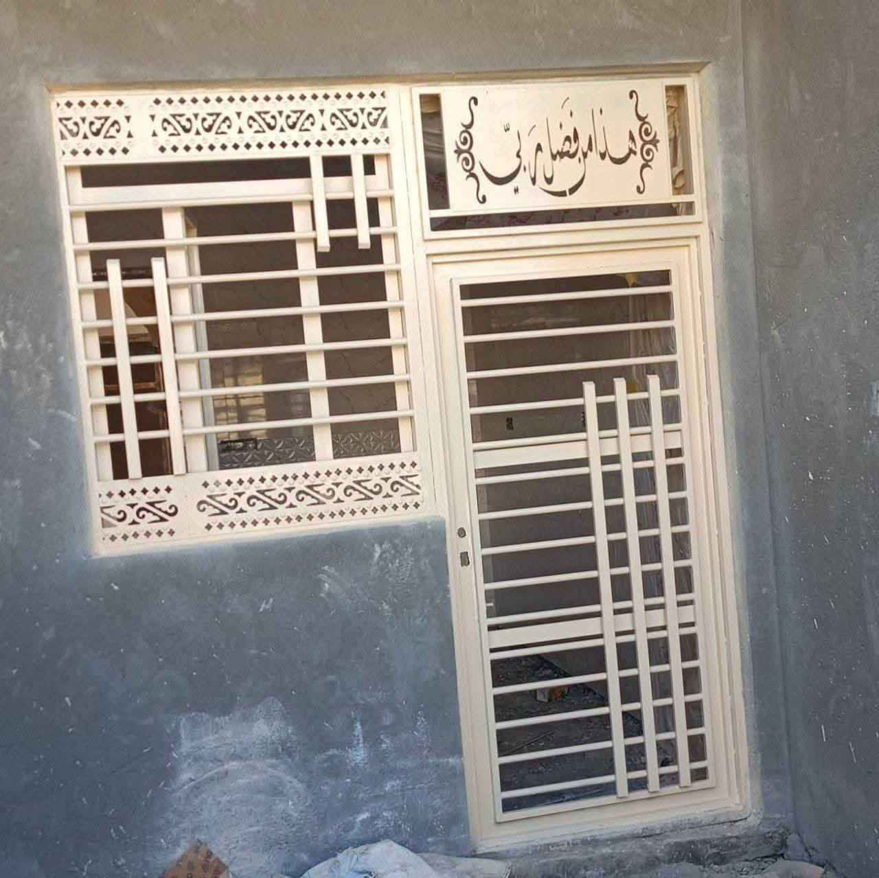 جزء من اعمالنا  لعمل
جميع انواع ديكورات. والاصباغ الخارجيه والداخلية
وصبغ وتنضيف جميع انواع الحديد 
للاستفسار والتواصل الاتصال او المراسله ع ارقام
***********
‎0786 583 3985
