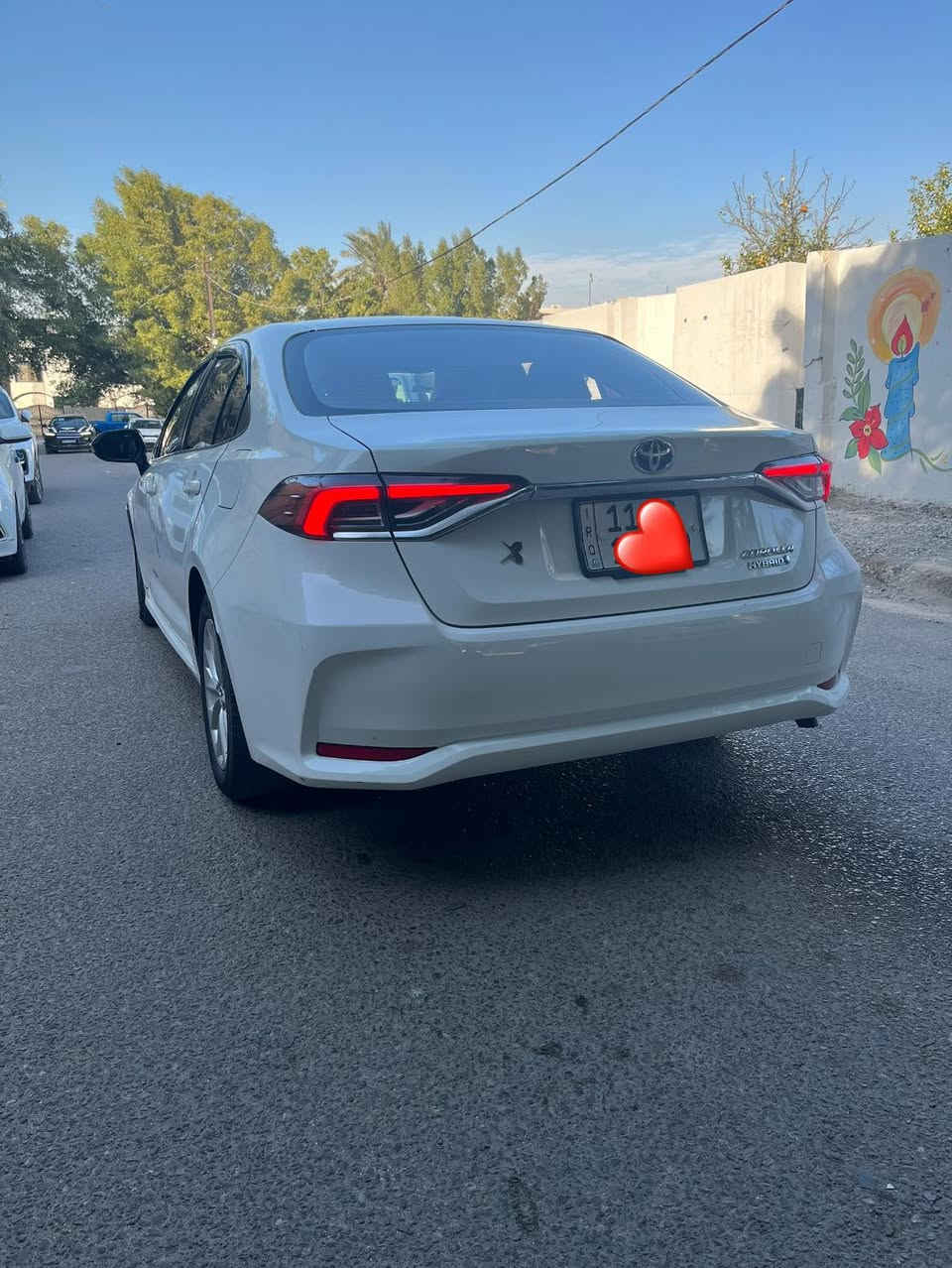 سلام عليكم من رخصه الادمن الطيب عندي كورلا هايبرد صيني شكل الخليجي بغداد بأسمي السياره موديل ٢٠٢٢ الوجبه الاولى ام العلامه الزركه ماشيه ٥٧ الف كيلو السياره جاهزه ومابيها نقص مكاني بغداد الرصافه مراوس او بيع ب١٣٠ وبيها مجال وتفاصيلها بلسونار بنهايه الصور نشرته اسف ع اطاله وهذا رقمي
 ***********
