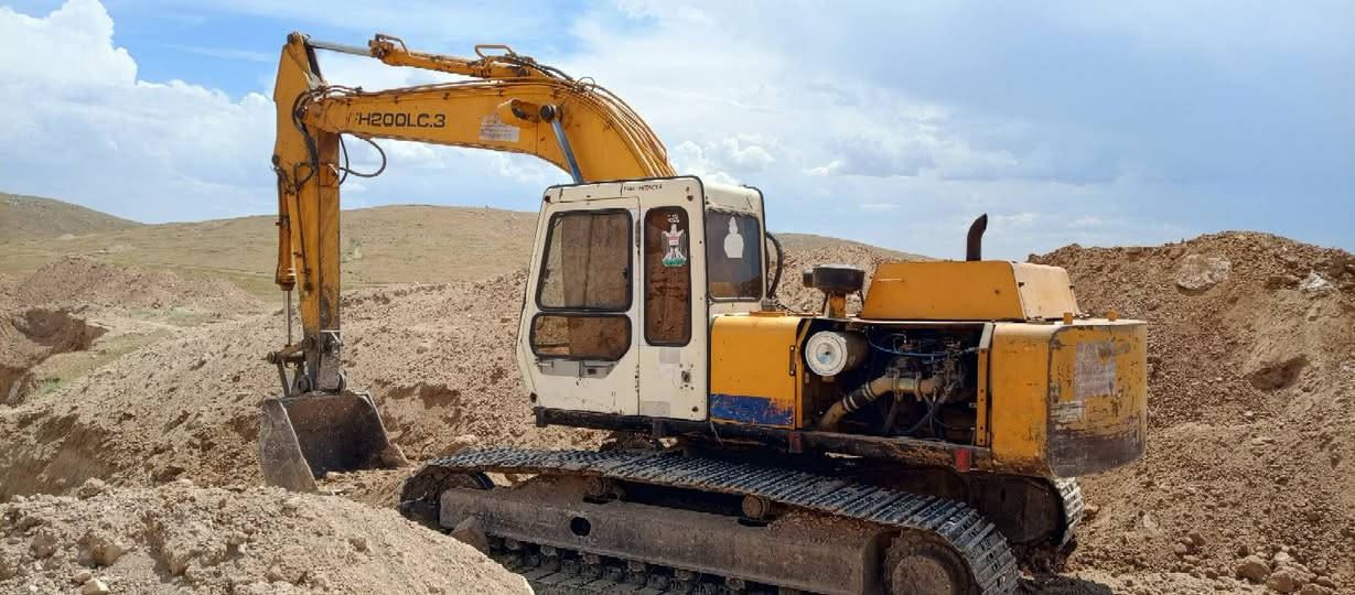 للبيع حفاره فيات هيتاشي حجم 200 رقم الهاتف ***********
***********
