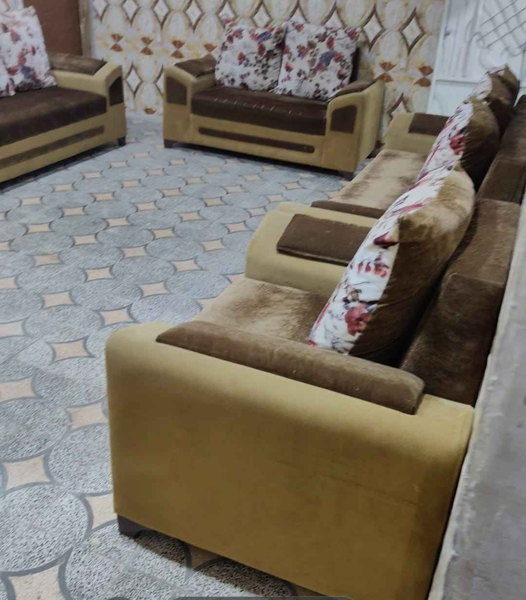 سلام وعليكم تخم قنفات البيع خمس قطع 
العنوان البصره حي الحسين السعر250
رقم *********** البصرة, العراق
