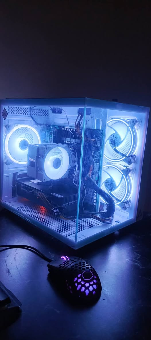 تجميعة العاب متوسطة
M. B x99 جديد
Cpu xeon 2667 v4 جديد
Gpu rx 580 8 gb soyo جديد
Ssd nvme 120 gb جديد
Hdd 500 gb
Ram 16 gb 2400
Psu 500 w
Case زجاج جهتين ٣ فانات ار جي بي متغير
السعر ٤٠٠ الف 
عنواني بغداد الطوبجي 
يوجد توصيل 
***********
