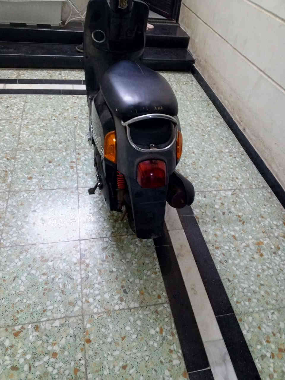 سلام عليكم للبيع بوليس ختم واحد ابيع الدراجه فقط يدت هندر مكسوره مكاني مدينة الصدر اوراق الرمبه موجوده *********** السعر 625
