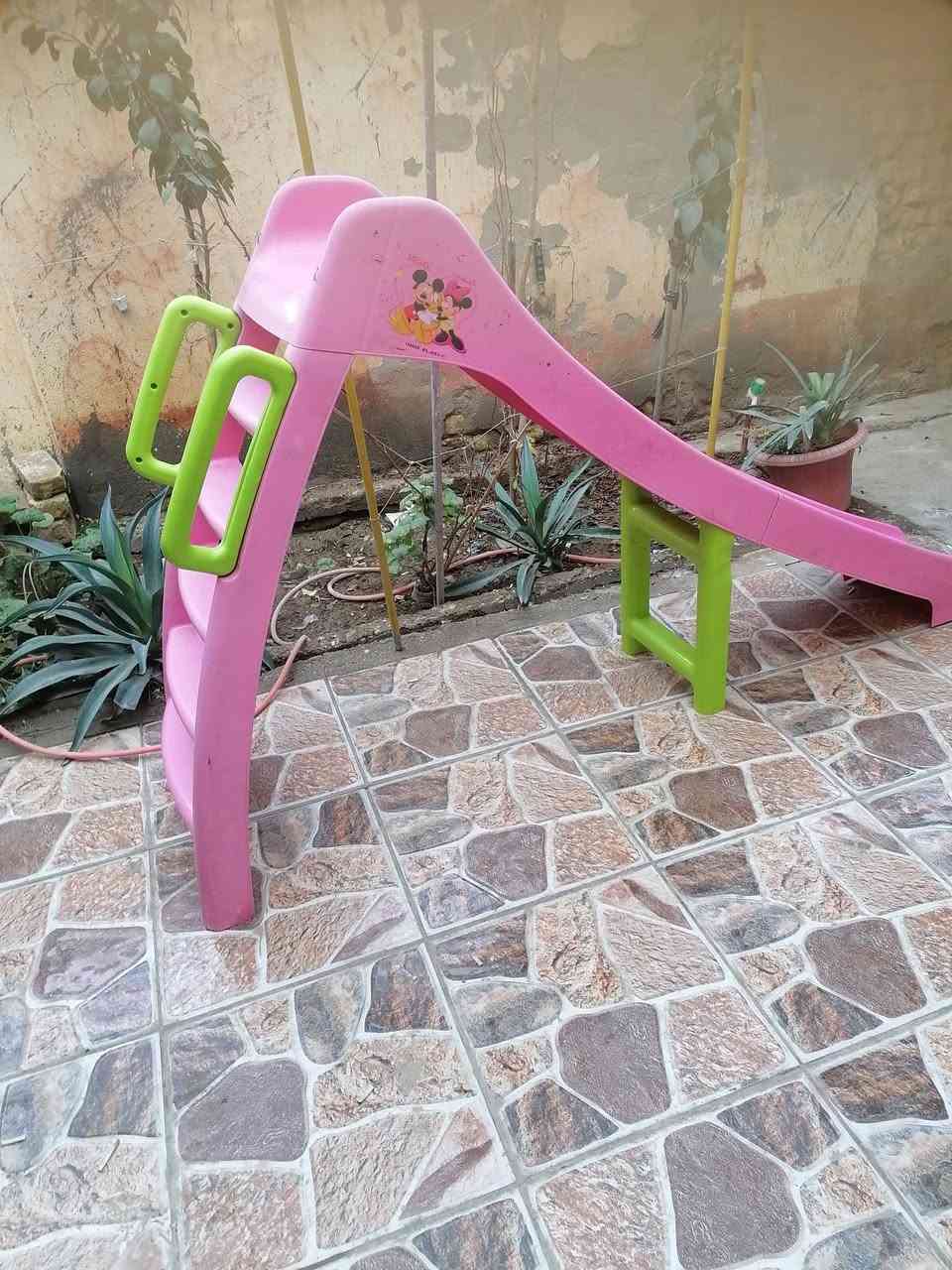 زحليكة للبيع
السعر ٣٥ وبيها مجال
للتواصل خاص او الرقم ***********
