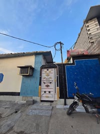 اخواني اعزاء  دار سكن مساحه 100متر   طابو زراعي عراقي  يحتوي علا غرفتي...