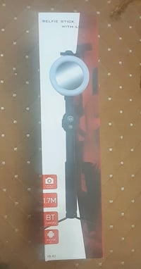 بالقطعة • ٤ قطع • إكسسوارات إلكترونية