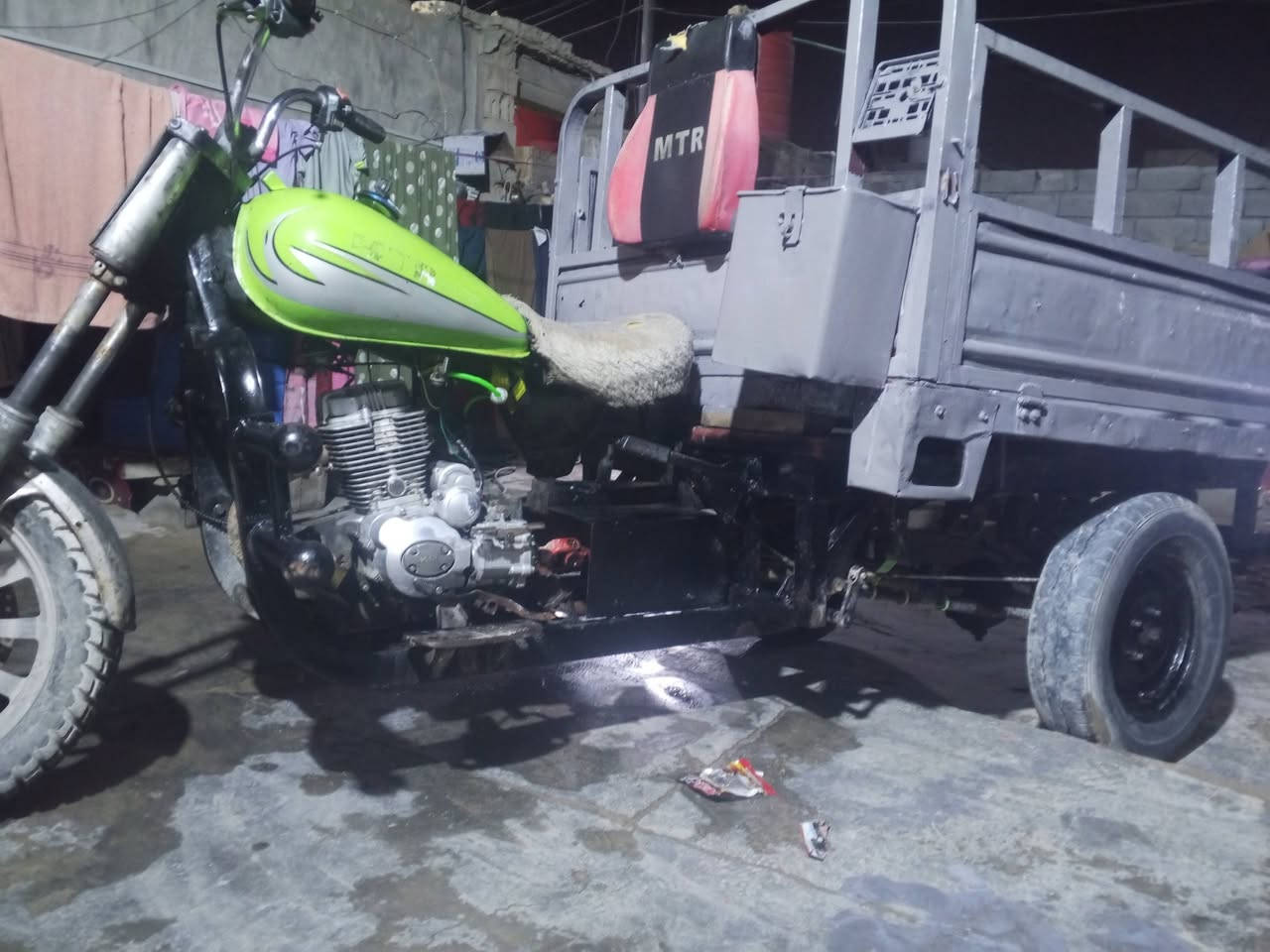 ستوته متيار. كلك مكفولة من سرقه  شاصي مكفول. بدي نظيف مكينه نظيفه  تناكي جديد. شوفت عينك السعر ٦٥٠ بيعه مجال قليل. الرقم  *********** مكاني البصره زبير حي شهداء قرب مجمع سيد هاني
