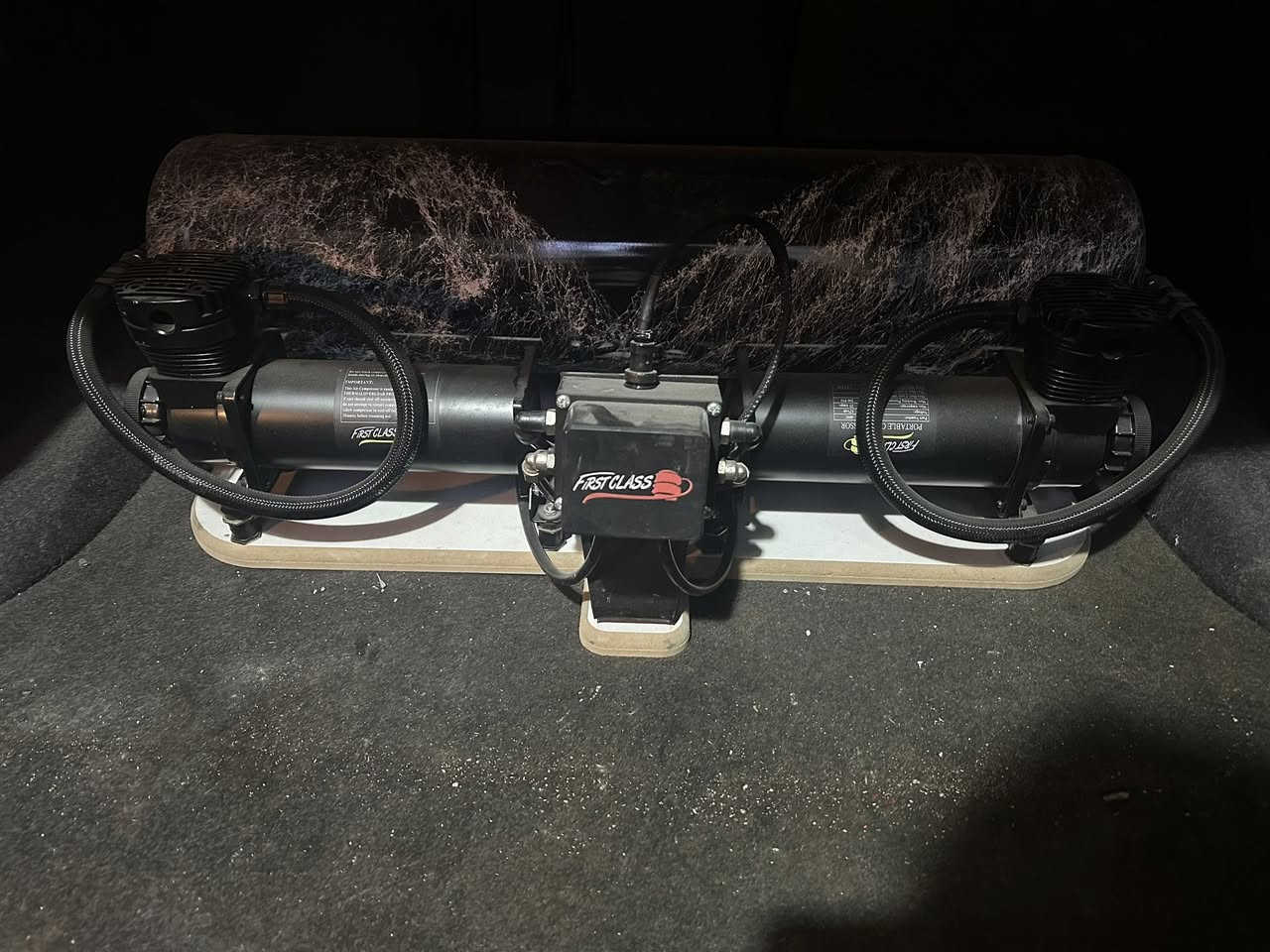 منضومه تهبيط مفتوحه او جاهزه قبل شهر شديته نضام s2بلاص مو عادي مأخذه ب١٦ رايده ب١٢وصل ضمان وياها ***********
