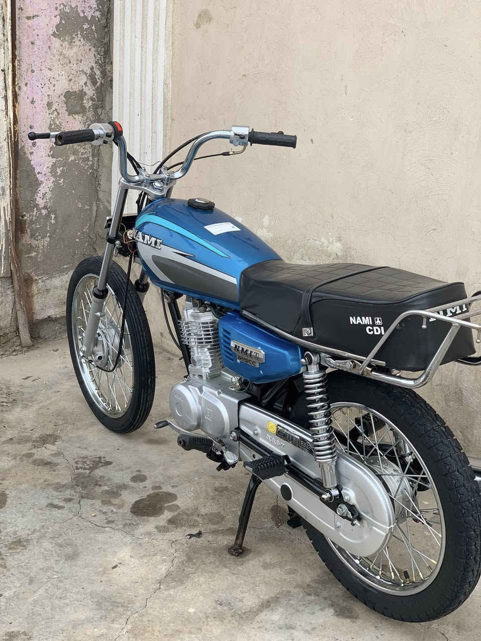 سلام عليكم  للبيع وراق سكنر  صاله شهرين من معمره ***********
