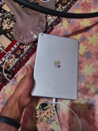 آيباد 8 • ١٢٨ • كسر بالحساسه