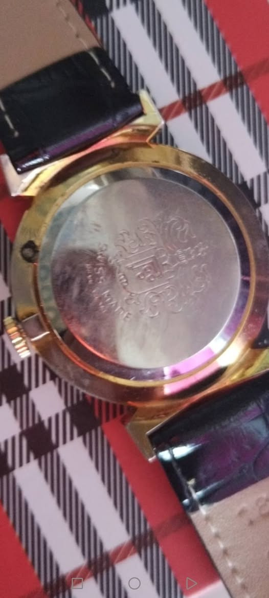 سويسري أصل قطر 38 نصب تكويك انتاج ١٩٧٥ أصدار خاص ومحدود نظيفة جدا؛؛مع شعار المملكة للمهتم فقط سعر على الخاص تواجد بغداد كرخ لايوجد توصيل


**إذا كنت صاحب هذا الإعلان وتريد حذفه لأي سبب، رجاءا أرسل رسالة إلى الدعم الفني**