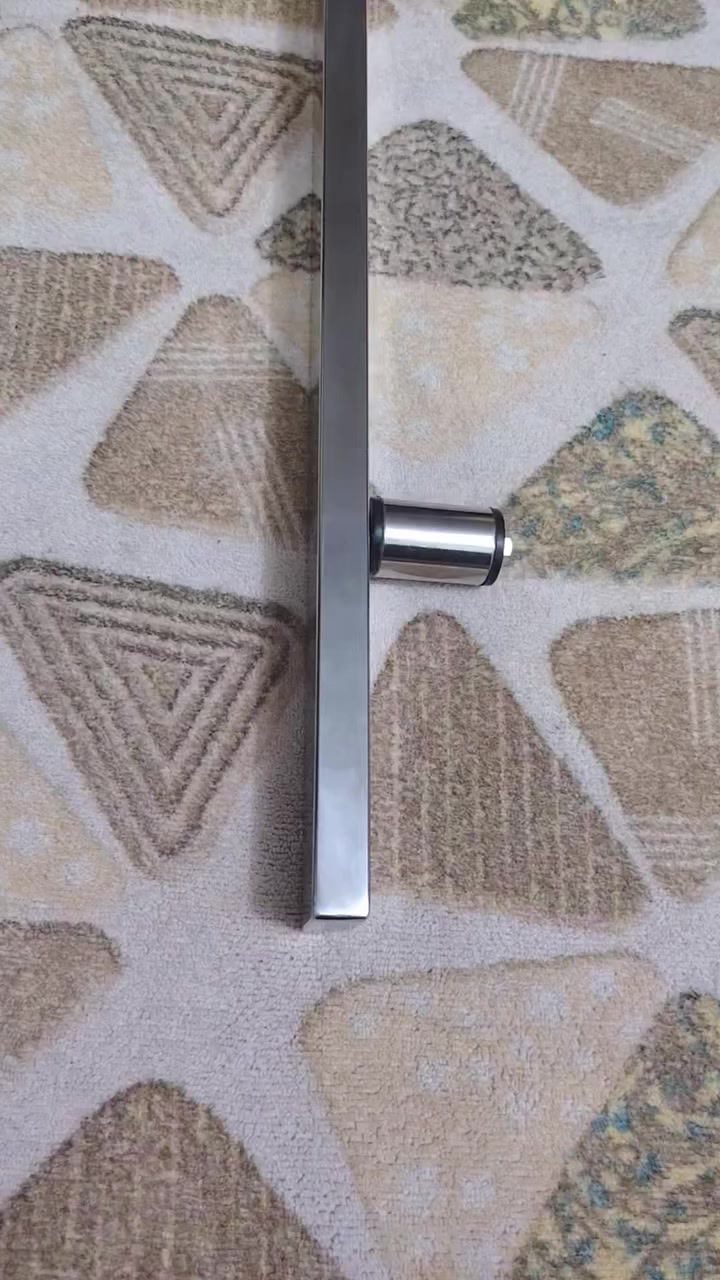 سلام عليكم 
يده باب قاصه سل ستيل 
طوله 70سم بوري 304
متوفر كميات 
***********
