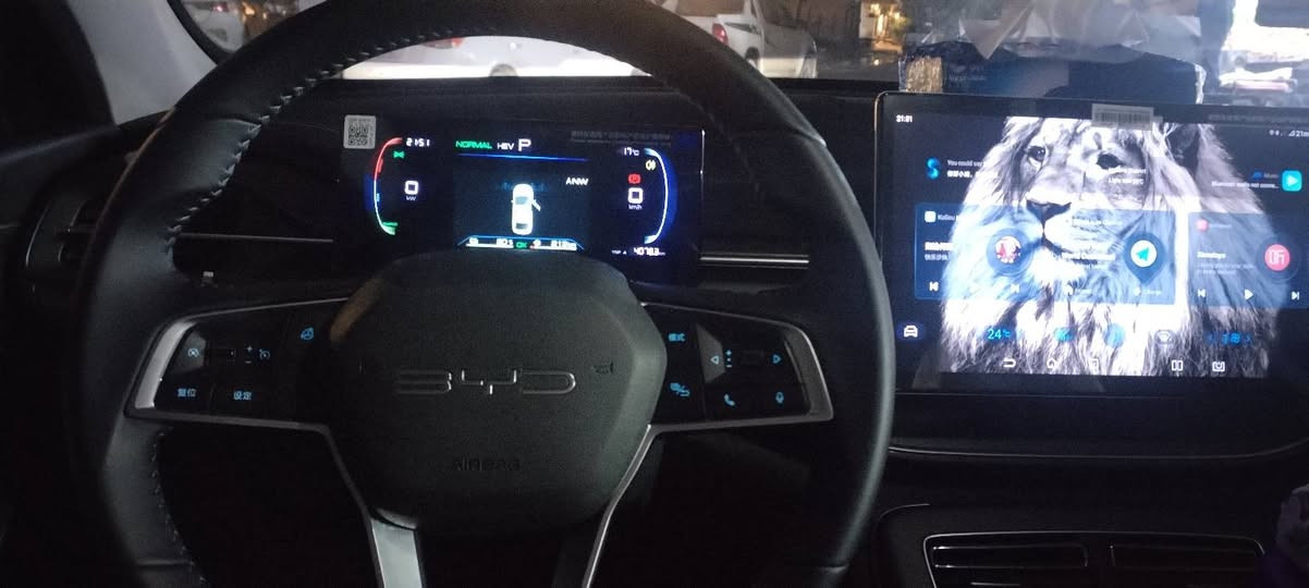 للبيع سيارة جديدبعدها مثل ما واضح بصورة تصل على رقم ***********
