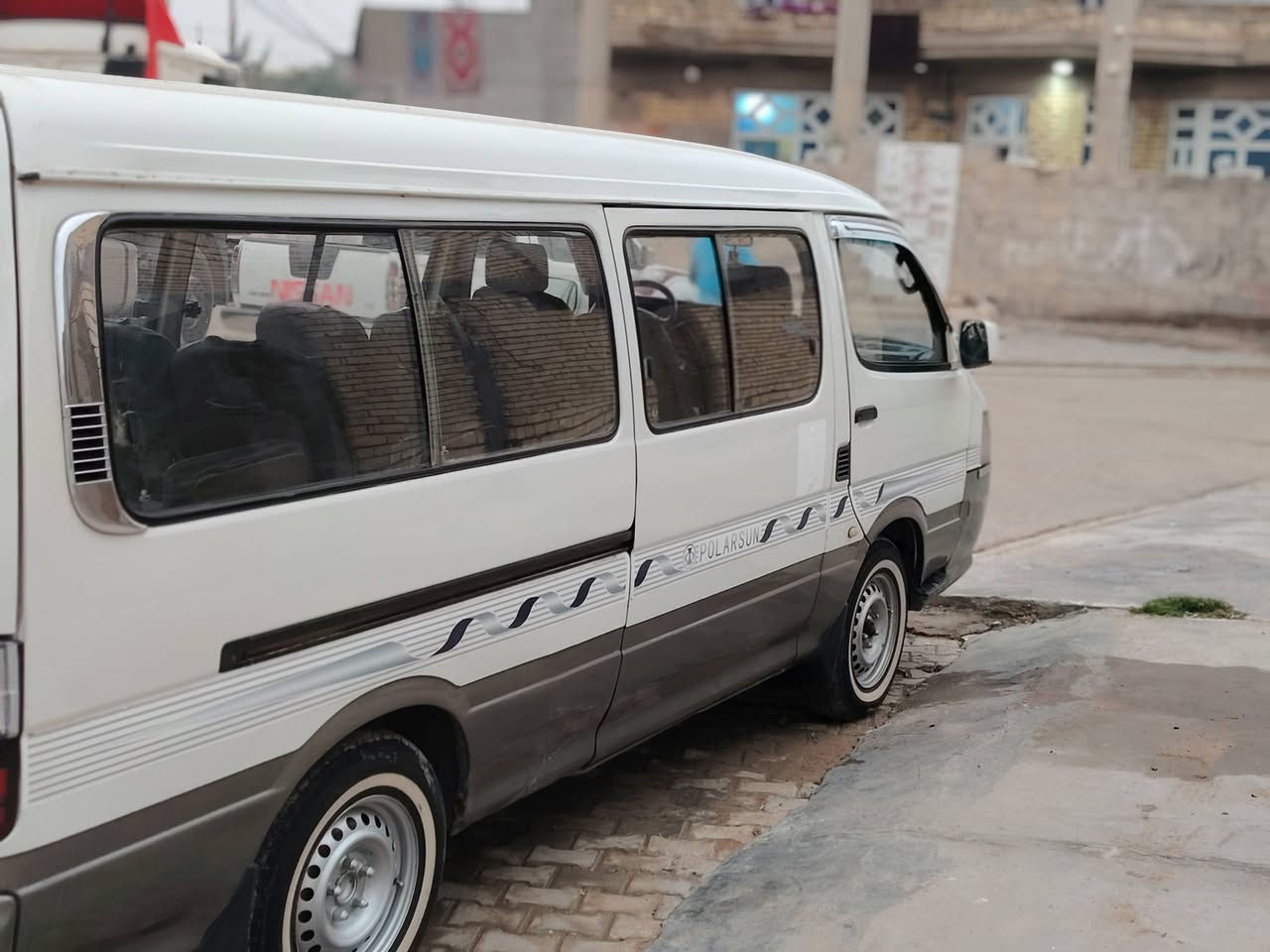 سلام عليكم سياره كفاله عام
بوروكسن مديل 2010 كير اكسن مكينه كفاله عامه 
تخم 4 تايرات جديد ويل جديد رقم ربيل نكليزي بسمي 
سياره جاهزه دوشمه جديده باب سلايت كهربائي🕹 ***********////***********
