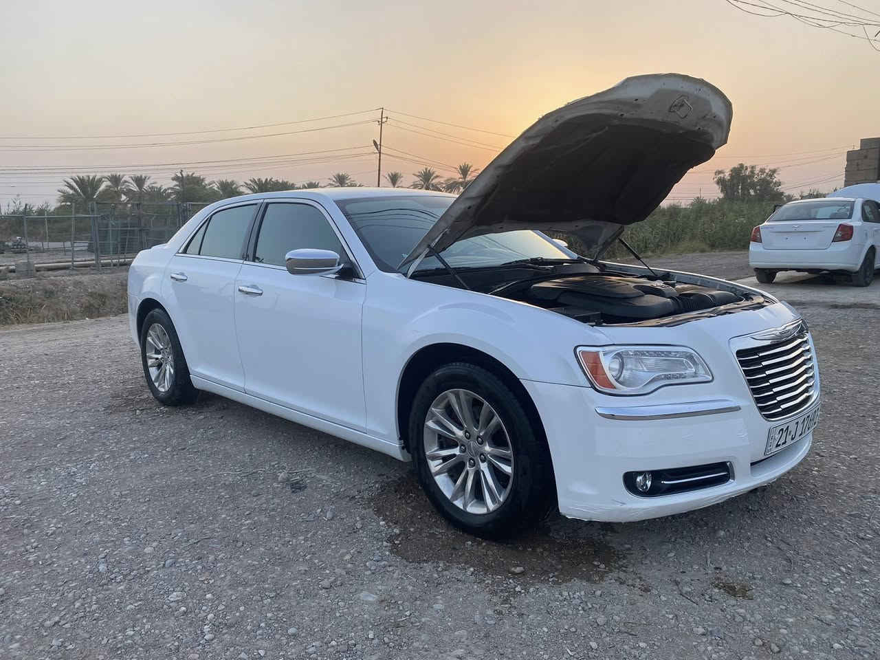 سلام عليكم للبيع او مراوس بنيسان التمه 20وفوك مكاني ديالى مديل 12داخله كلين صار بيه جاملغ وباب سايق بدون ايرباك وبدون دواخل سعره 185///***********
