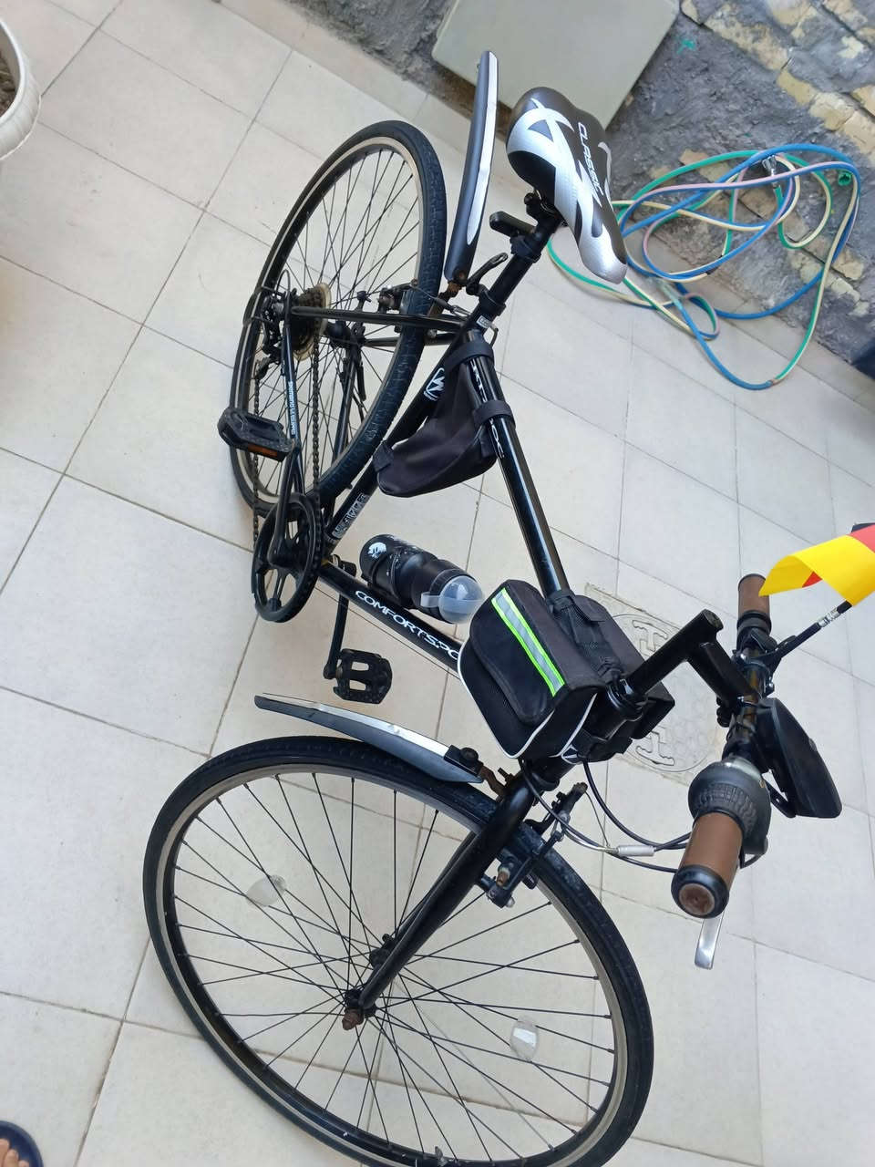 السلام عليكم بايسكل C700للبيع حجم 27السعر 200الف وبي مجال موجود عل خاص وتكدر تتصل  الرقم ***********
