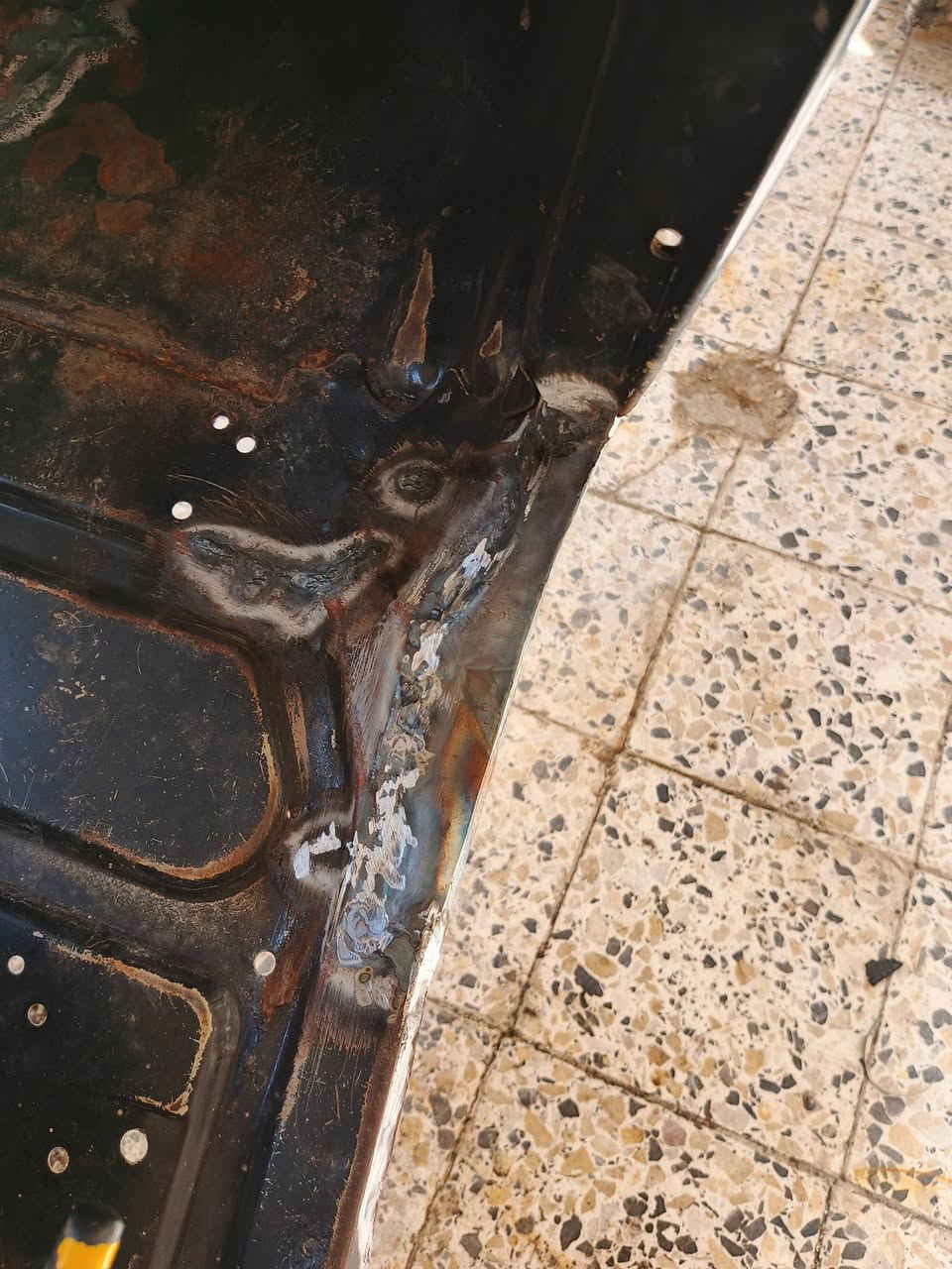 سمكري دكاتك شغل درجه اولا بصره ***********
