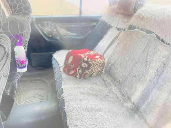 السلام عليكم
كراون ارنب للبيع 
موديل 98
اصل يسار

نضيفه جدا رقم بغداد هزه جديده 
ترايك وين ماتريد
2029  شرط التحويل كير محرك شرط 3000

صدر 100/80 

السعر 87 وبيها مجال شي قليل 
راسلني خااص
الهاتف ***********
المكان صلاح الدين قضاء بيجي
