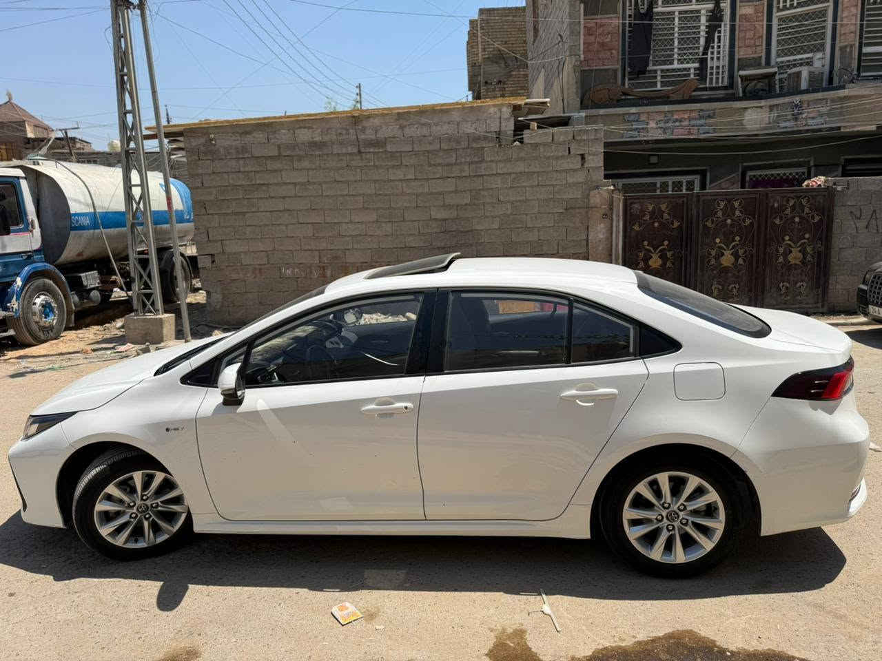 كورلا هايبرد2025 شكل الخليجي  علامه سوده فول   ماشيه 34 الف رقم بغداد الإنكليزي   

بصمة عدد 
فتحة سقف 
رادار 
تحذير عند خروج عن المسار 
مثبت سرعة 
اكواب حار بارد 
قيادة ذاتية 
بريك ذاتي عند حاجة 
وضعيات قيادة 3
زر EV 
اوتو هولد 
هند بريك ذكي بصمة 
 فول تحكمات ستيرن 
شاشة كبيرة كار بلي +حاكية 
ويل كب تيوتا 
بك لايت لد اضواء زينون +كشافات زينون 
شاشة عدادات دجتل 
اشاير مري 
تبريد قطعتين ثلج ❄️ 
منافذ طاقة بل خلف  وبل امام 
زر اوتو لايت عالي 
اربع جام اوتو 
داخل جلد بلادي
أناره داخلية لد 
دخول ذكي بدون مفتاح 
ترحيب عند اقتراب السعر156وبيه مجال الهاتف ***********
