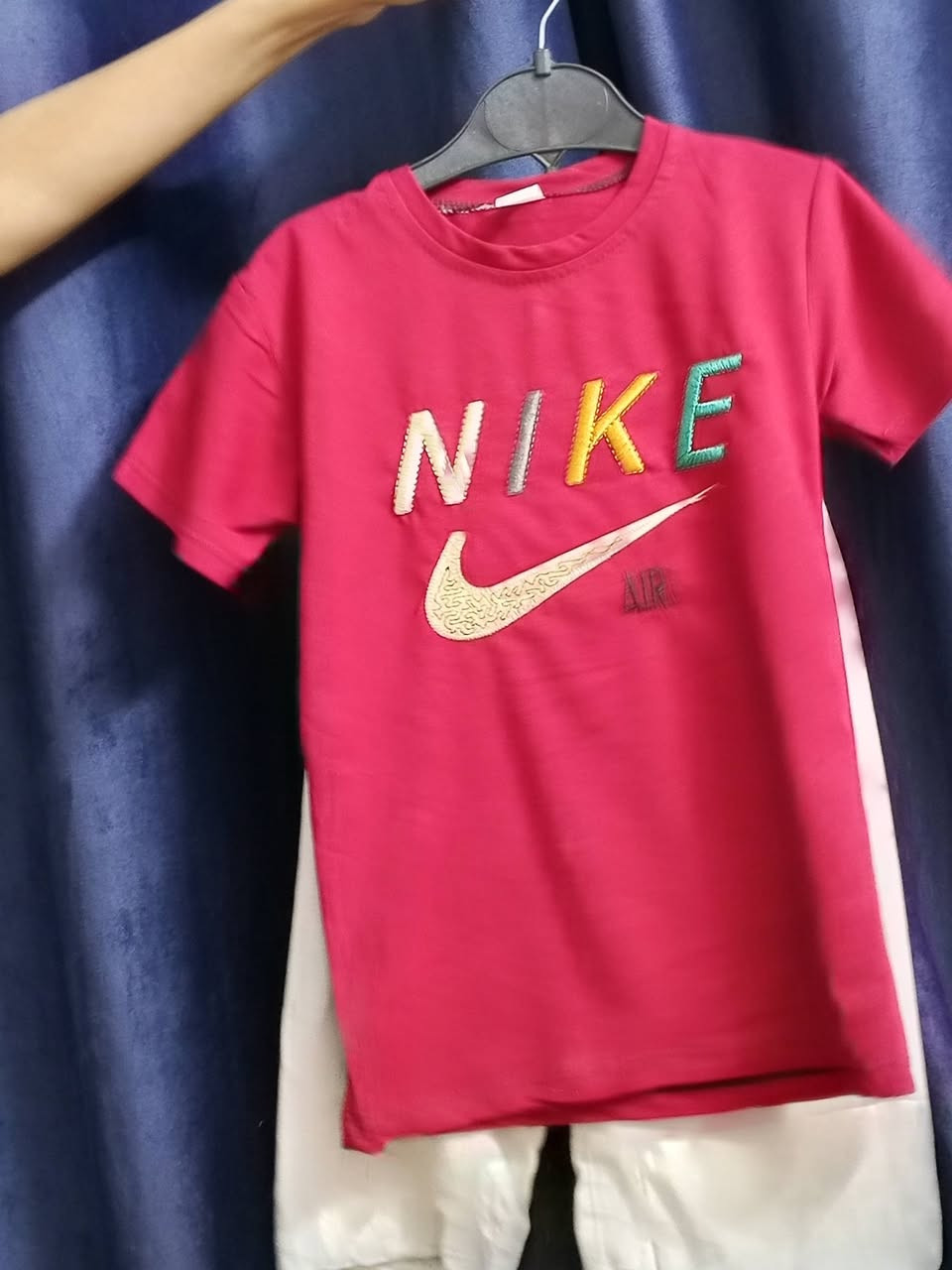 مرحبا
توفرن تراكات برمودا ولادي يلبس من عمر4الحد 9 
فقط ب 4000 
توصيل الفين محموديه


**إذا كنت صاحب هذا الإعلان وتريد حذفه لأي سبب، رجاءا أرسل رسالة إلى الدعم الفني**