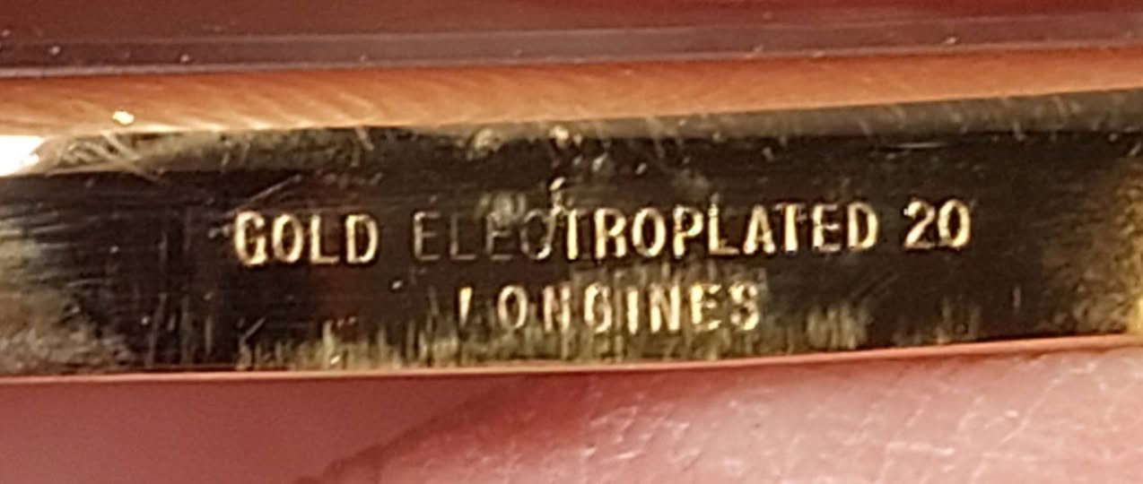 لونجين .نصب تكويك .انتاج 1971م
الابعاد . .عرض 30 . وطول 39
كيس تغليف ذهب 20 ميكرون 
ساعة  ميلين .
مينا كدامك
زمبلك  معلم .
مكنة شبه زيرو .
وقتها ممتاز 
نصبو واحد تكفي 39 ساعة عمل 
وسعرها 235 دولار ...


**إذا كنت صاحب هذا الإعلان وتريد حذفه لأي سبب، رجاءا أرسل رسالة إلى الدعم الفني**