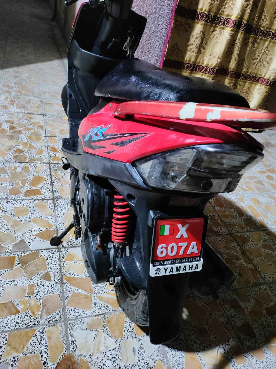 السلام عليكم للبيع ماكس عدله 49 بلاد مكينه ناعمه شلعه ومعدل كلشي شغال لايت صطاب كيج بانزين عداد كيلومتر 
قفل جنطه ما بيها نقص برغي
سعرها 600 وبيها مجال 
مكاني بصره الجمعيات الرابعه ***********
