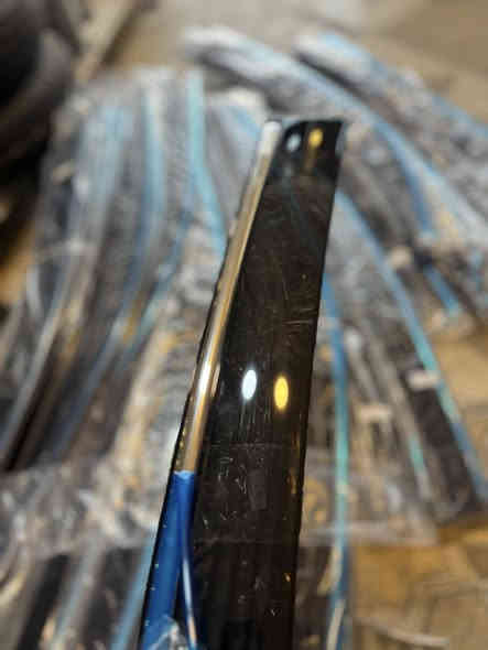 شەمسی شاهانە عدد زۆر بەردەستە جملە و مفرد
قاڵب بیلادیە ✅ 
تۆخەکەی بازاڕ نیە ئاگاداربن❌
نیکڵی پێوەیە - کوالێتی زۆر باشی هەیە و وەک و بیلادی دەرئەچێت 
ئێستا لە پێشانگای شکار بە جملە و مفرد بەردەستە و گەیاندن هەیە بۆ هەموو کوردستان 🎁🚕

نرخی مفرد ٢٧ هەزار 

*********** - ***********
