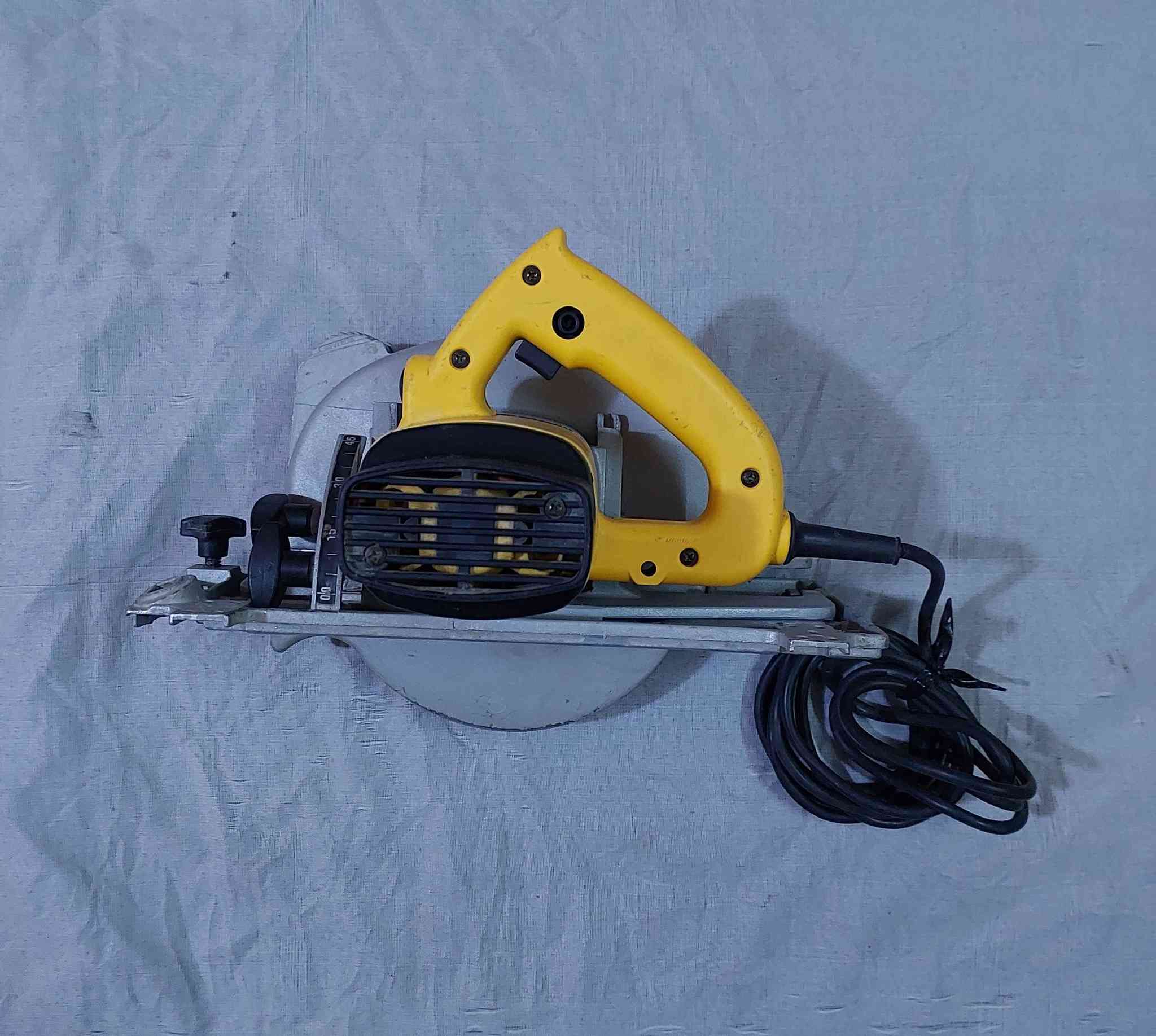 للبيع منشار خشب ديولت السعر ب 45 توصيل موجود بغداد, العراق


**إذا كنت صاحب هذا الإعلان وتريد حذفه لأي سبب، رجاءا أرسل رسالة إلى الدعم الفني**