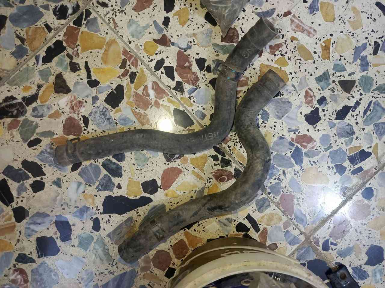 السلام عليكم اخوان كوز متك الشباب 😂😂😂 
اخوان غراض للبيع ملاحضة ابيع شلع ابيع شلع
1شبجه سوده 2 جهاز مال صبغ كهرباء 3كوسرة بولش كهرباء 4 هورنات 4 قطع وياهن صفاره 5 صوندات 6 اشاره بنيد  7 سهم ابيض 8 كب استدات 31 كب 9 زنون 3 قطع بلجيس 10 ابلوجكترات 5 نوعيات شغالات كلهن 11 ابلوجكتر فحل 4قطع زوجين شغالات  12 جكات 3 قطع 13 ويل اسبانه 3 قطع 14 ماسحات 3 قطع 15 هووك2 قطعتين 16 شمسية 17 شيال مال درع امامي زوج تفصال اثخن راصطة وقطعه ابلادية هنة وبراغيهن واشراتهن 18 زارية مال باتري  19 صوندة فارة غسل 20 متر شرط اصليه 21 دوشمة كشنات جديدة 22 استدات 13 عددهن 30 او اكثر كامل استد ونت 23 اكلوبات عددهن 20 كلهن جدد وسيت اكلوب بعدة بلكارتونة  قفايص وكلبسات علاكه كاملة بيهن بل 50 جيس اسف علئ  الاطاله اخوان ابيعهن شلع قيمهن كلهن واني بخدمتك اضافة الئ اكلبس كشنات وياهن كيلو كامل مكاني بغداد الحبيبيه هاذة رقمي *********** واتساب متوفر قيمهن وتعال اخذهن
