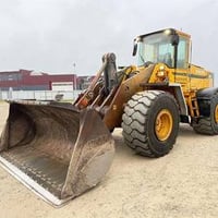 فولفو L180C • موديل ١٩٩٨ • ساعات ١١٤٧٠