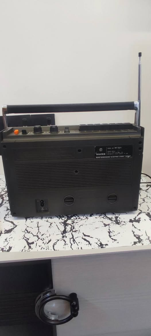 سلام عليكم 
راديو مسجل سلفر بدون اف ام سعر ١٢٥ الف


**إذا كنت صاحب هذا الإعلان وتريد حذفه لأي سبب، رجاءا أرسل رسالة إلى الدعم الفني**