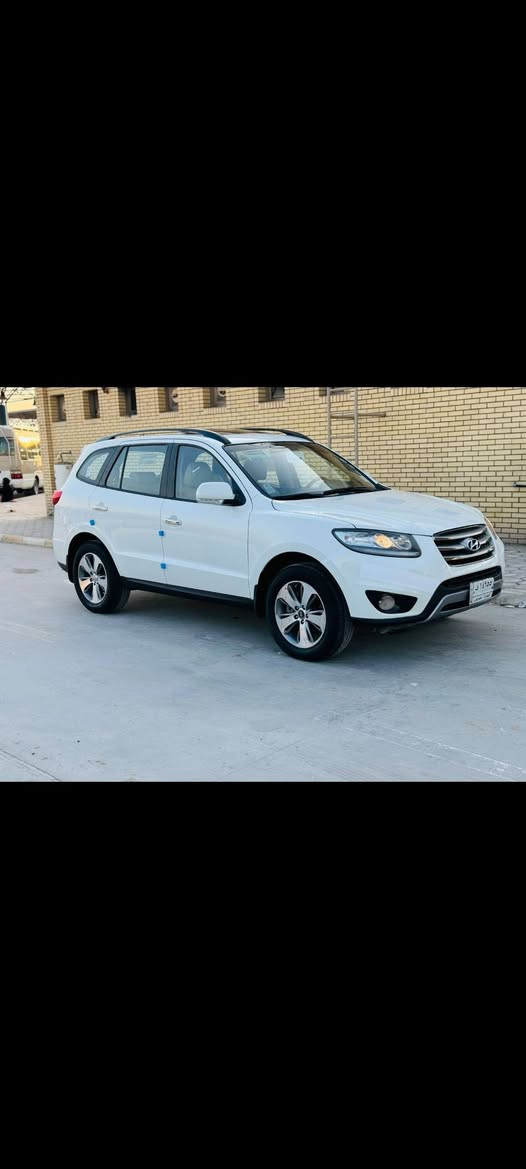 السلام عليكم سنتافي 2012 للبيع وارد خليجي  مشروع وطني رقم نكليزي بسمي محرك 4 مرايات شفط  بصمه   فتحه  كشنات كهربائيه 7 راكب صبغ بنيد سعر 145 بيه مجال  مكان ناصريه رقم ***********
