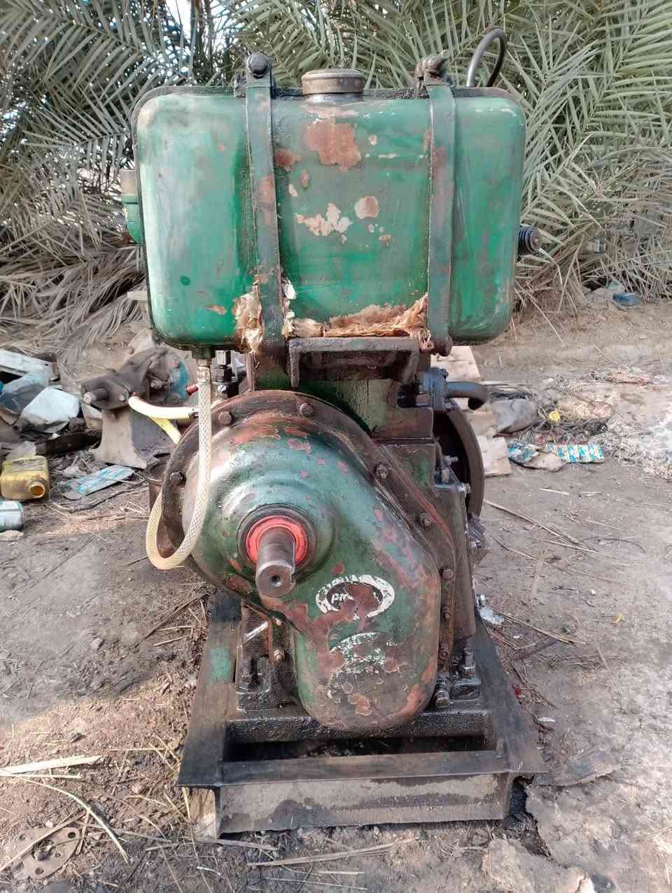 سلام عليكم ماطور 10 حصان للبيع جاهز مابيه نقص لو برغي توني مجفته كله جديد خنزيره مامفتوحه شركه السعر 450 وبيه مجال ***********
