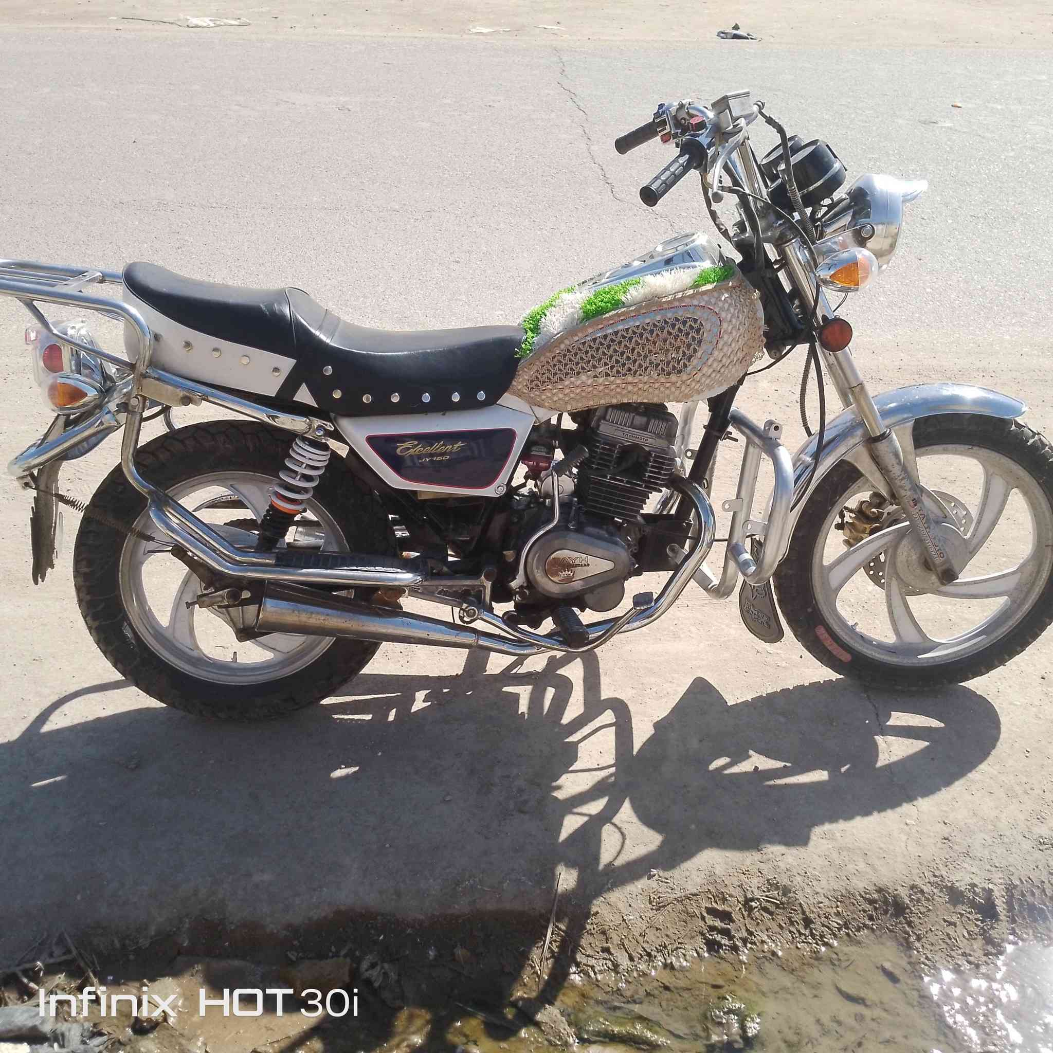 شباب السلام عليكم دراجه للبيع موديل ٢٠١٩أوراق أصولي سعر ٥٠٠وبيهه مجال الطيبين رقم لموبايل ***********
