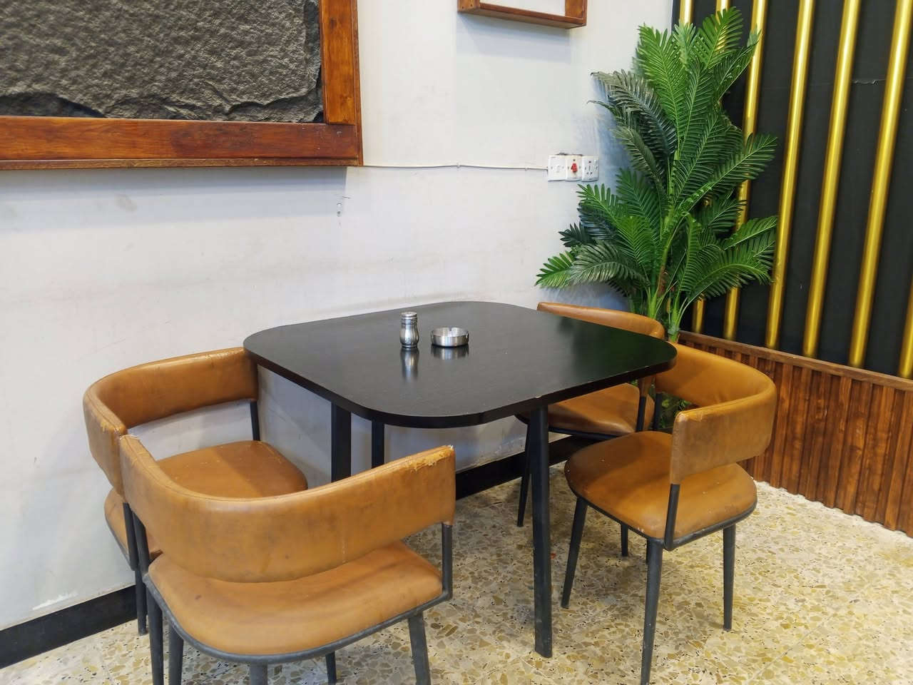 ميز طعام للبيع مكاني البلديات سعره 100 وبي مجال


**إذا كنت صاحب هذا الإعلان وتريد حذفه لأي سبب، رجاءا أرسل رسالة إلى الدعم الفني**