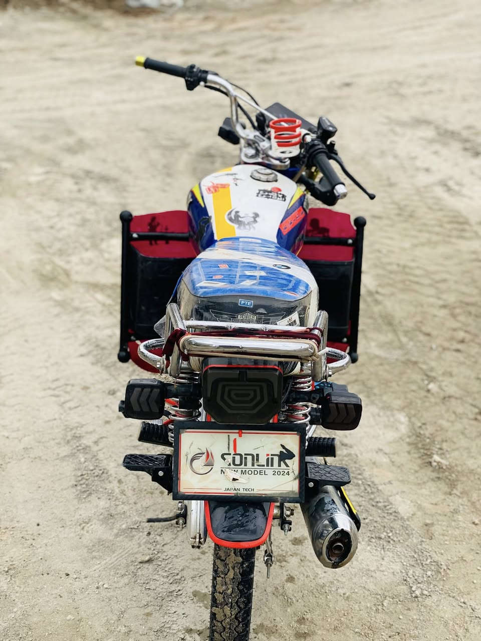 سولنك ٢٠٢٤ منافيس موجود سعر ٦٥٠وبي مجال لطيبين


**إذا كنت صاحب هذا الإعلان وتريد حذفه لأي سبب، رجاءا أرسل رسالة إلى الدعم الفني**