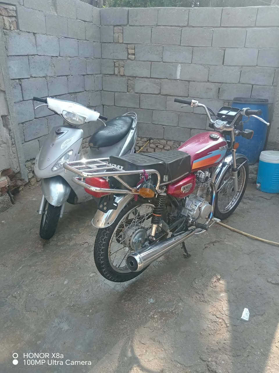 سلام عليكم دراجه نامه للبيع وترهم مراوس بماكس


**إذا كنت صاحب هذا الإعلان وتريد حذفه لأي سبب، رجاءا أرسل رسالة إلى الدعم الفني**