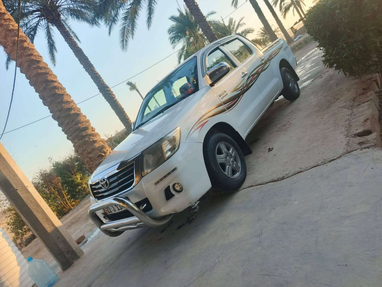 السلام عليكم 
للبيع هايلوكس 2015 مكفوله كفاله عامه من الدعاميه للدعاميه 

المواصفات المعروفه بل هايلوكس لد حواجب ودشبول 

ليزري وشاشه تاب الشركه 

السياره گير ومحرك وضع شركه گير اوتوماتيك 

السعر 240 بيهة مجال 

مكان السياره بغداد 

***********

***********
