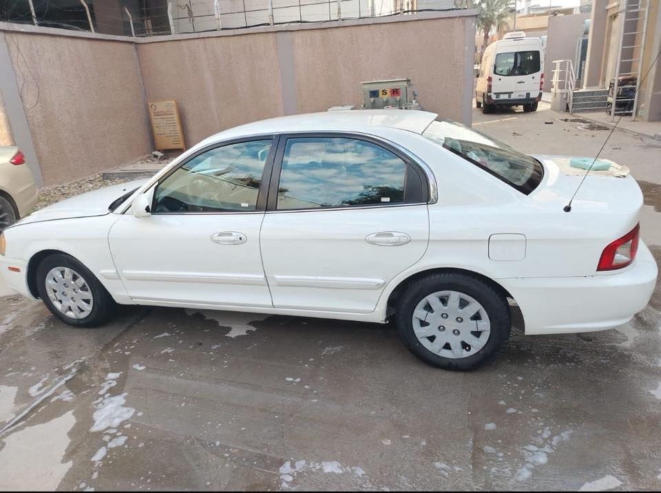 السلام عليكم  كيا اوبتيما 2006 وارد امريكي محرك 2400  كير محرك كهربائيات جيدة جداً السعر 83 وبي مجال ورة متشوف وتحكم سنوية لل28 مكاني بغداد المنصور 

للاستفسار على الرقم 
***********
