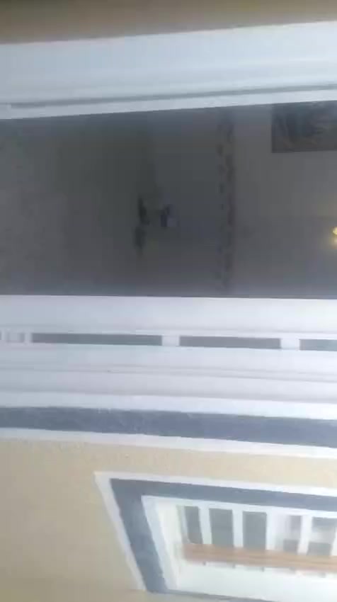 بيت ١٠٠م للايجار طابق ونص بناء جديد حي القدس جانب حي السلام استقبال صالة مطبخ ٢ غرفتين نوم صحيات ٣كافة الخدمات مطلوب عائلة صغيرة إيجاده ٤٠٠ للاستفسار خاص مكلف بالنشر وبدون دلالية


**إذا كنت صاحب هذا الإعلان وتريد حذفه لأي سبب، رجاءا أرسل رسالة إلى الدعم الفني**