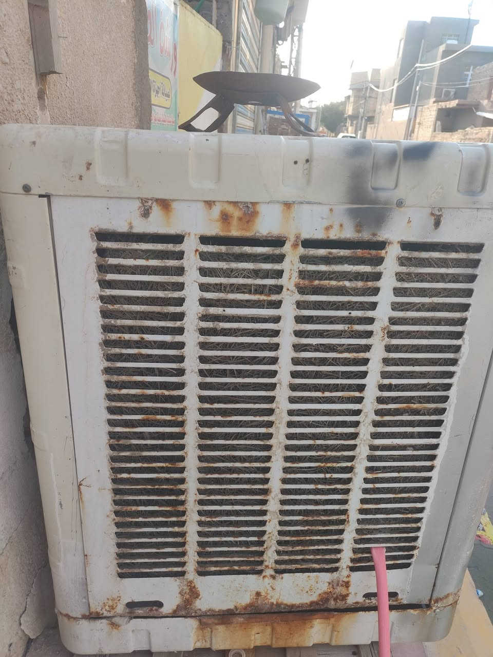 مبردة شغالة كلشي ما فيها سعر٣٠ قفل


**إذا كنت صاحب هذا الإعلان وتريد حذفه لأي سبب، رجاءا أرسل رسالة إلى الدعم الفني**