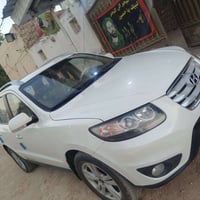سنتافي ٢٠١١ • ٦ سلندر ٣٥٠٠ • فول ٤x٤ ٧راكب