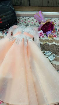 فستان • لبسته مرة • ٤ ساعات