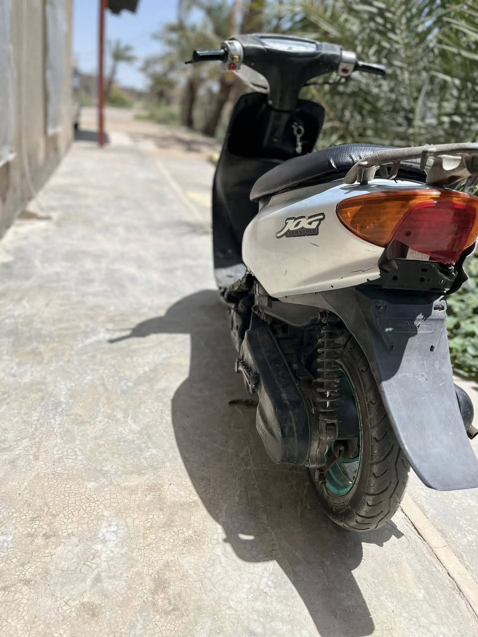 السلام عليكم دراجه عصفوري دراجه نضيفه وحلوه وكلشي شغال بيه سلف هندر هورن لايت بك لايت بس لشاير ما يشتغلن ولباقي كله شغال مفتوحه مرا وحده بنزات جدد كابريتر جديد شفاط توا شديته دراجه جاهزه نكره سلف تشتغل نص دكه هندر تشتغل كلش حلوه سعره 250وبيه مجال بسيط مكان قضاء المدينه رقم ***********
