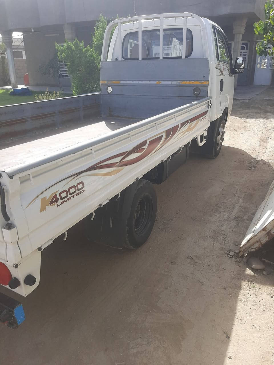 السلام عليكم كيا للبيع موديل 2020 شكل الجديد سنويه إلى الفين وتلاثين سيارة جاهزه وخير من الله على وضع الشركه المكان بغداد الشعله رقم الهاتف ***********    ***********
