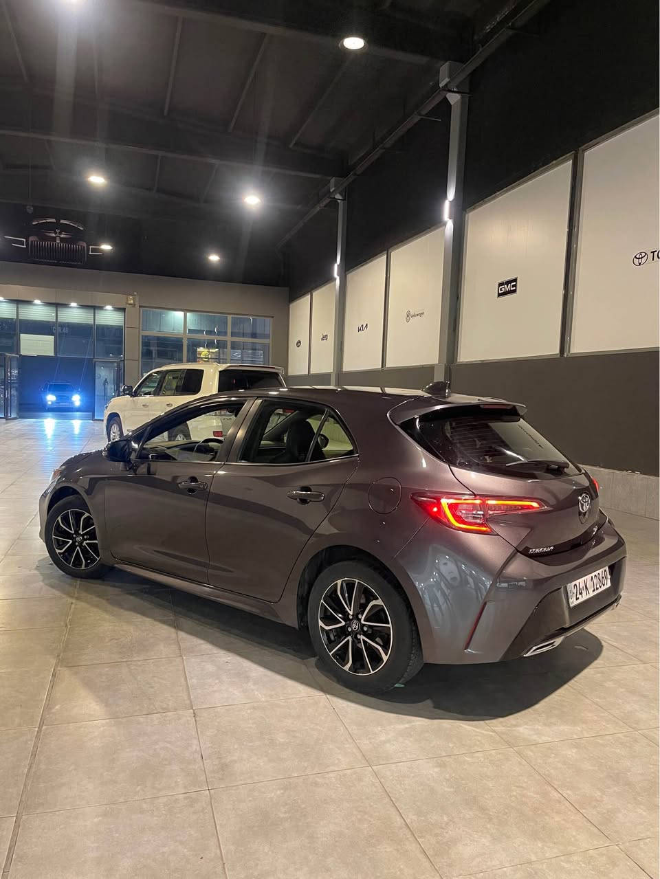 كرولا هاج باك موديل 2021 مواصفات xse فقط كير عادي ضرر بسيط جدا بدون ارباك بوند جاملغ ماشي 88 الف ميل فقط نظافه ممتازه بدون مصرف السياره تحويل غرامات شرط …

عنوان / دهوك *********** / واتساب 

السعر / 105 $ دهوك, العراق
