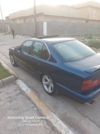 وبركاته بي ام موديل ٩٥ ٥٢٥ اصل ابليته سياره دبل جكمجه دبل ايرباك دواخل...