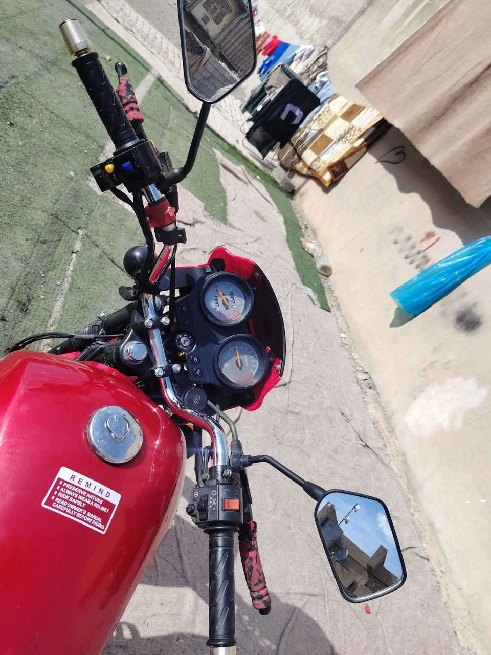 دراجة للبيع دايون موديل 2023
رقم صلاح الدين مابيها عيب وبرغي مامطخوخ
سعر 2100 مليونين و مية بي مجال رقم
***********
